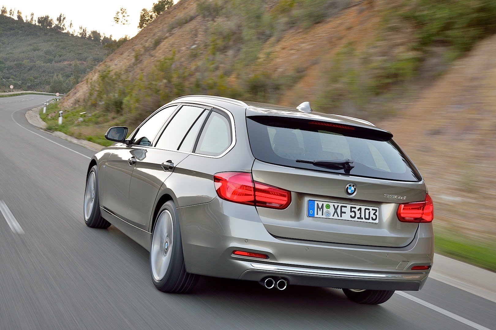 https://wcar.sets.lv/cars/BMW/3.sērija Touring/197f0f68d99eb4b0e45b22c26151c34b.jpg